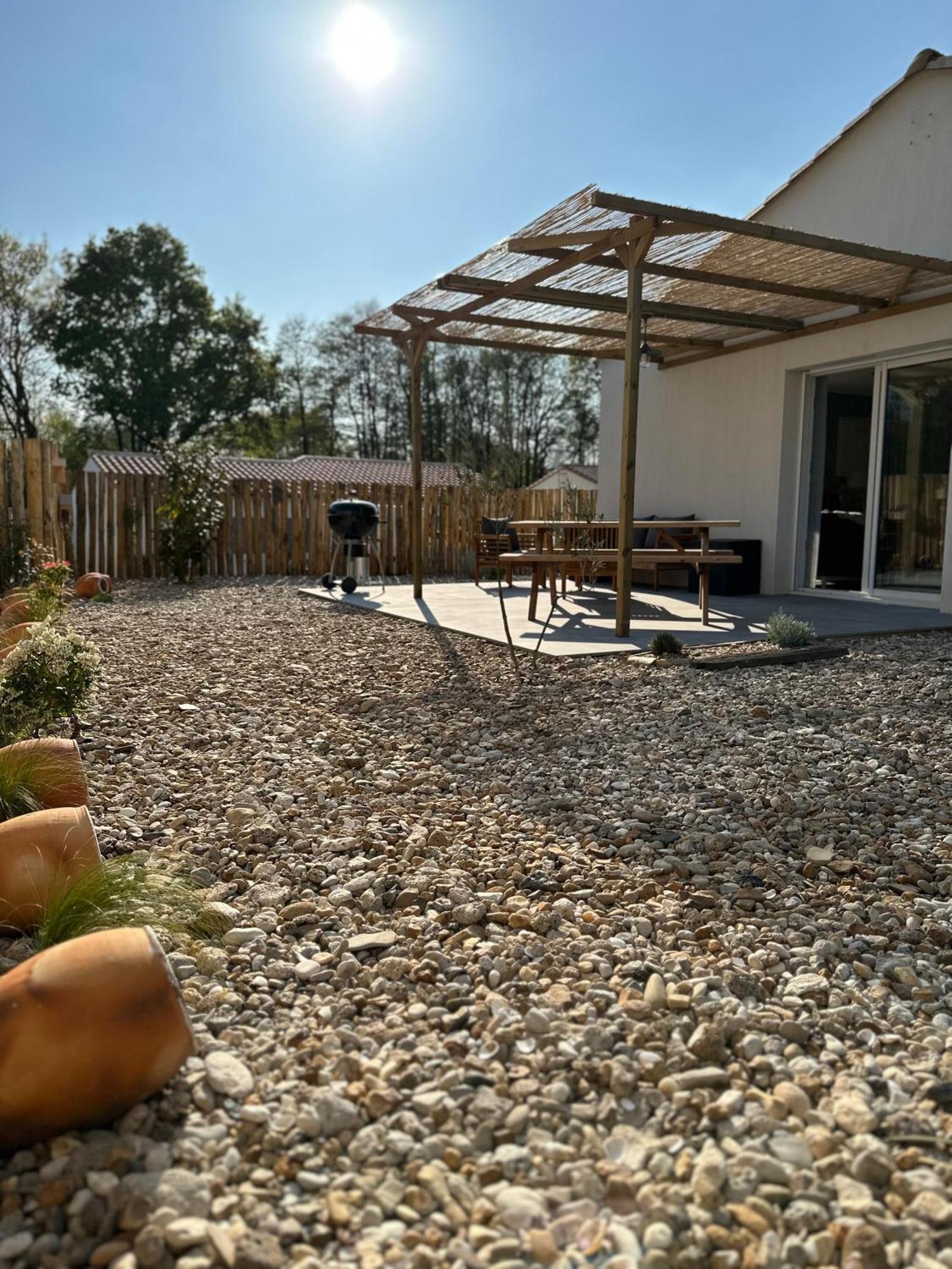 Maison Au Calme Pres Des Plages Poiroux Екстериор снимка